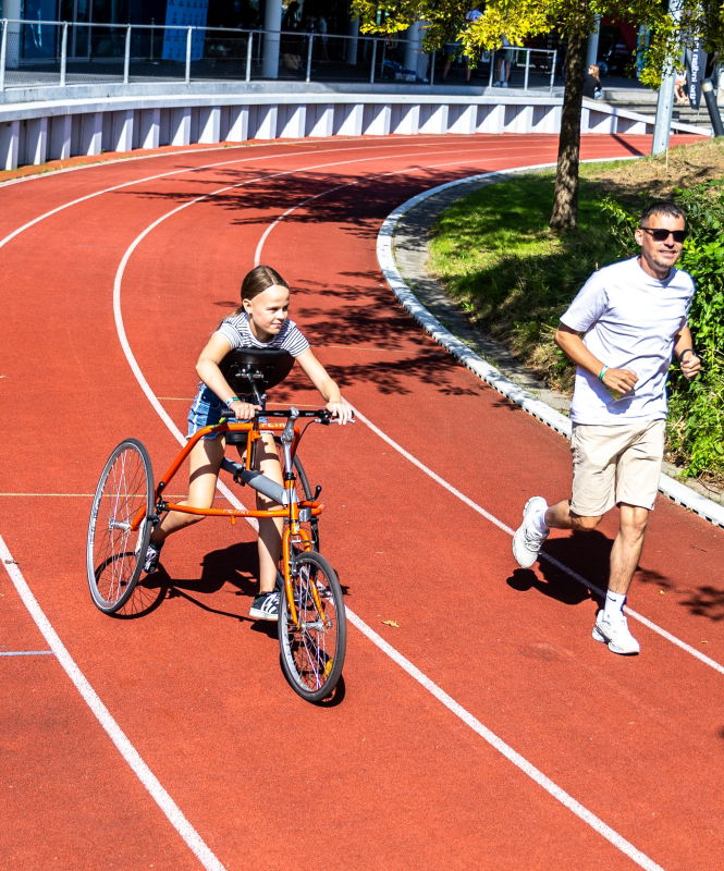 Sport en bewegen voor kinderen met een spierziekte. Spieren voor Spieren.